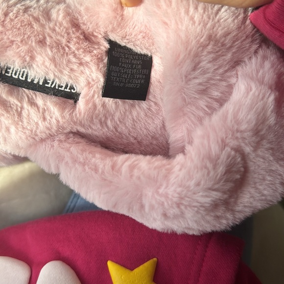 Fuzzy Steve Madden slippers - Picture 5 of 5